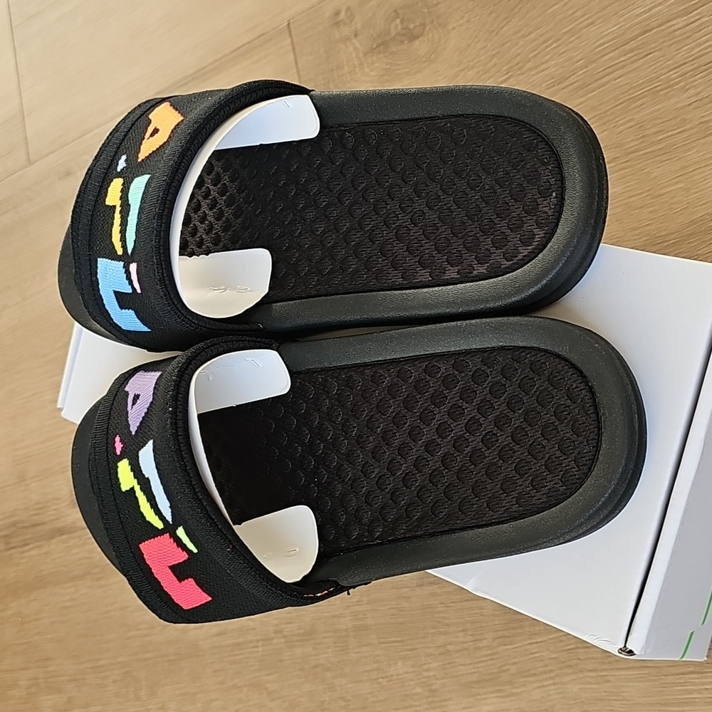 APL Techloom Slides Big Logo Black Multi Womens Size 7 - Picture 9 of 10